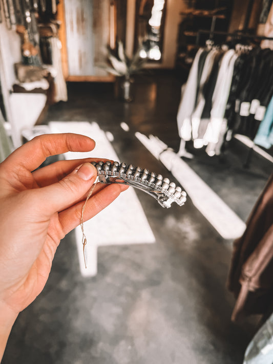 The Navajo Pearl Hair Clip