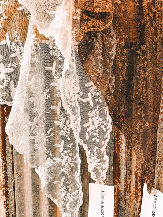 The Lace Wild Rag (Ivory)